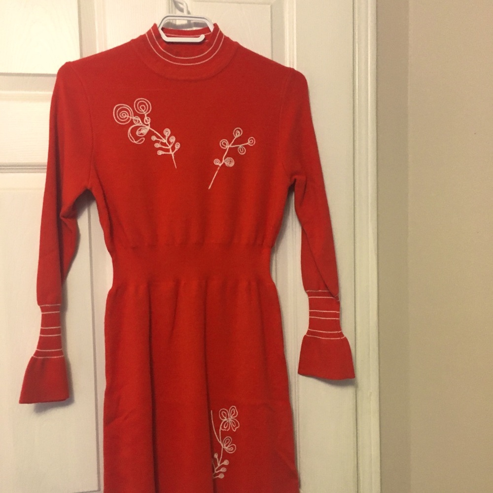 New women’s war adorable size medium mini dress
